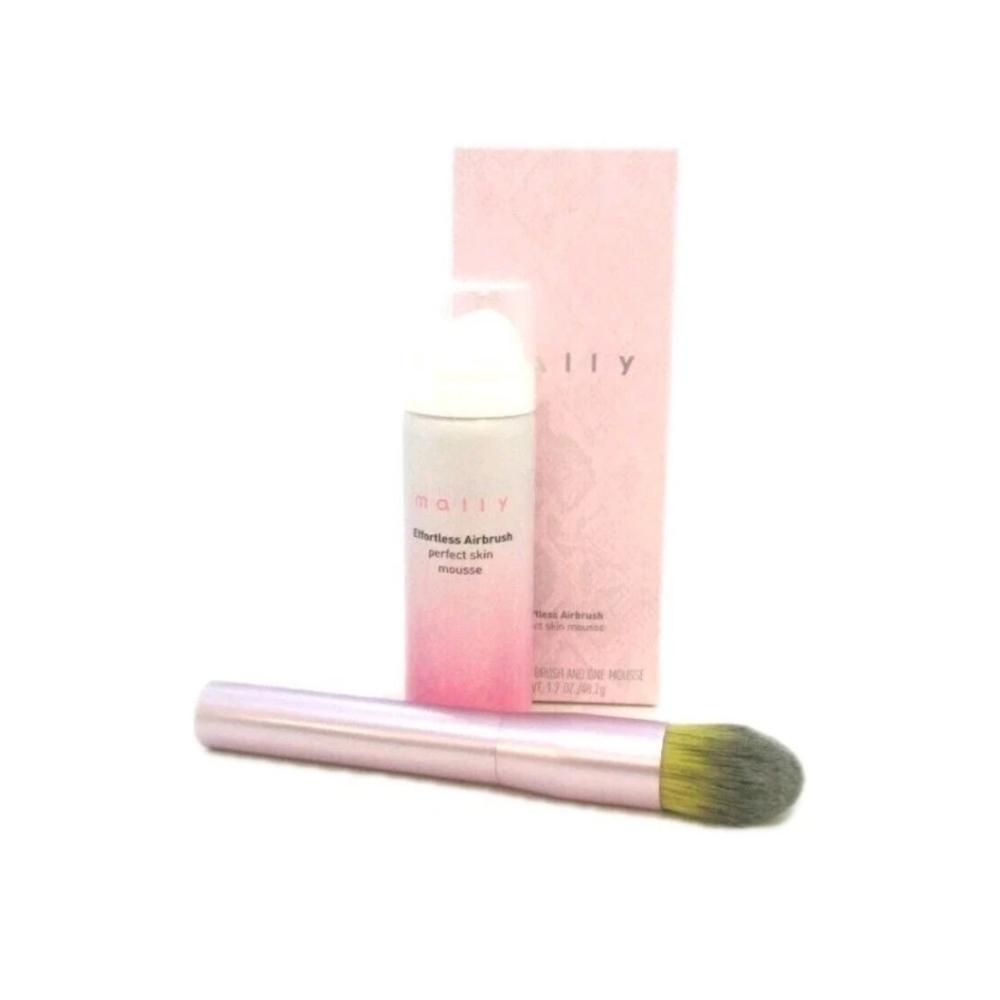 Mally Effortless Airbrush Contains One Brush And One Mousse ~ Fair ~ 1.7 oz NIB